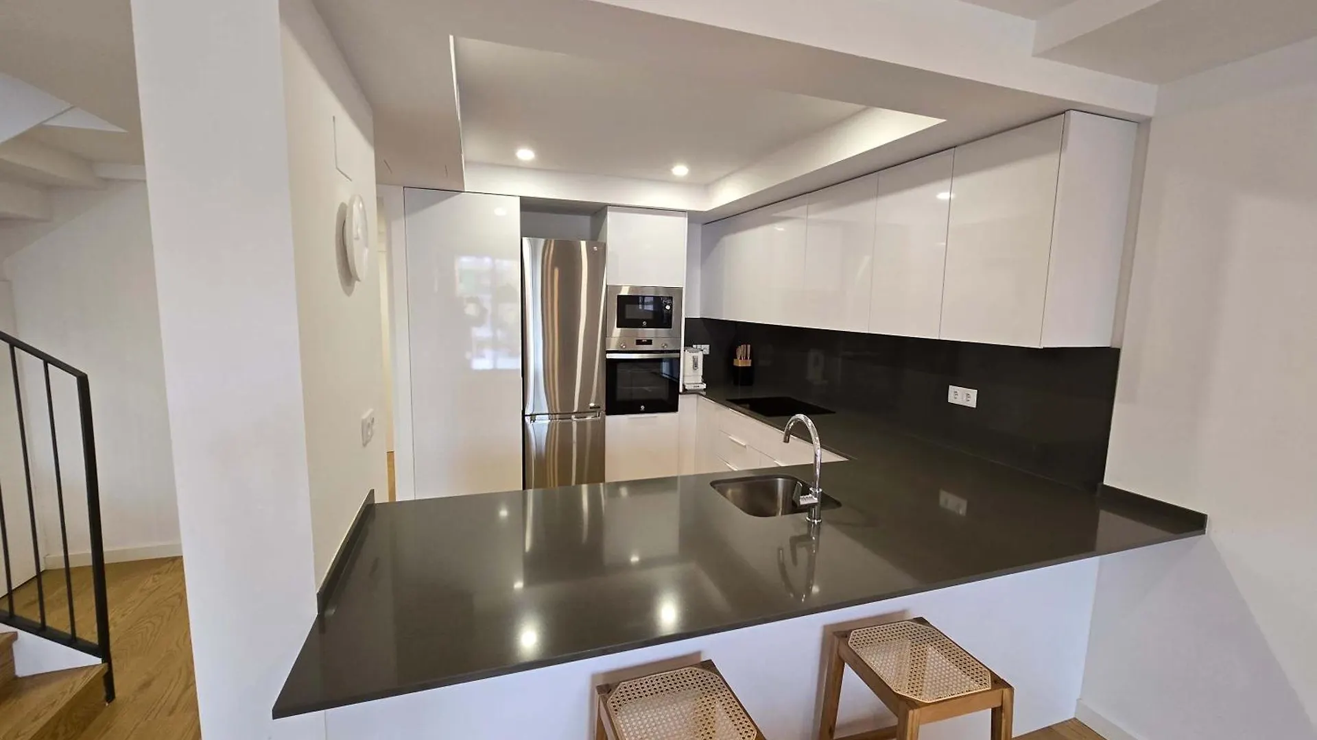 Eixample Penthouse - Bright 2Br Duplex With Terraces Apartment Barcelona Spain