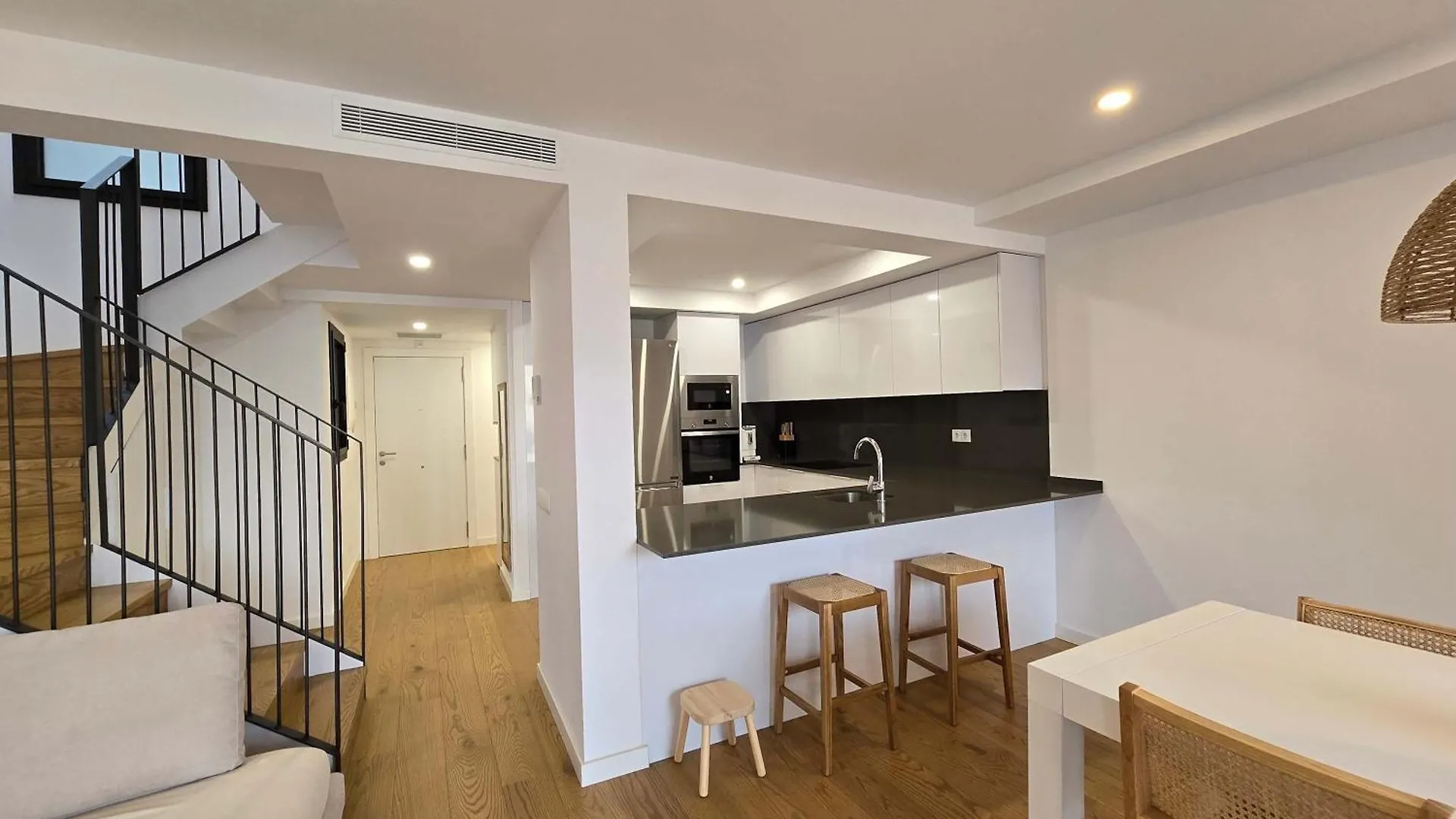 Eixample Penthouse - Bright 2Br Duplex With Terraces Apartment Barcelona 0*,