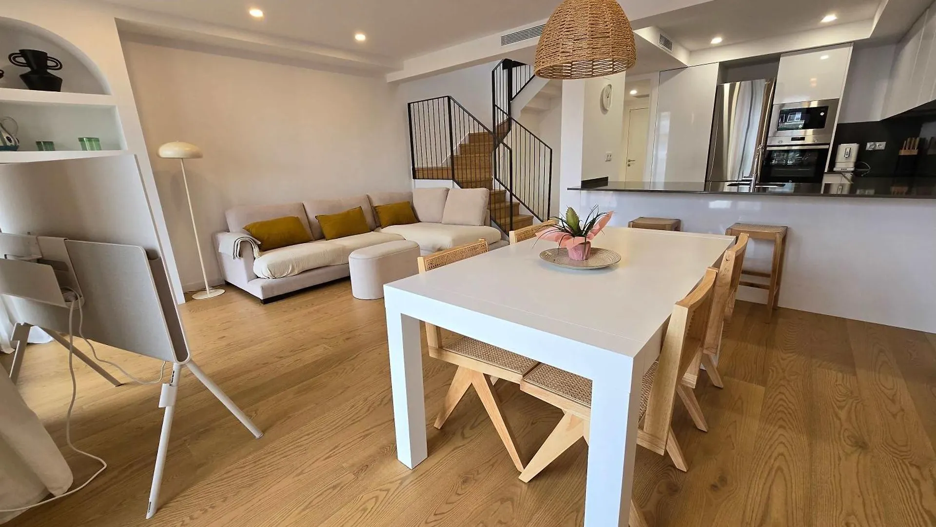 Eixample Penthouse - Bright 2Br Duplex With Terraces Apartment Barcelona